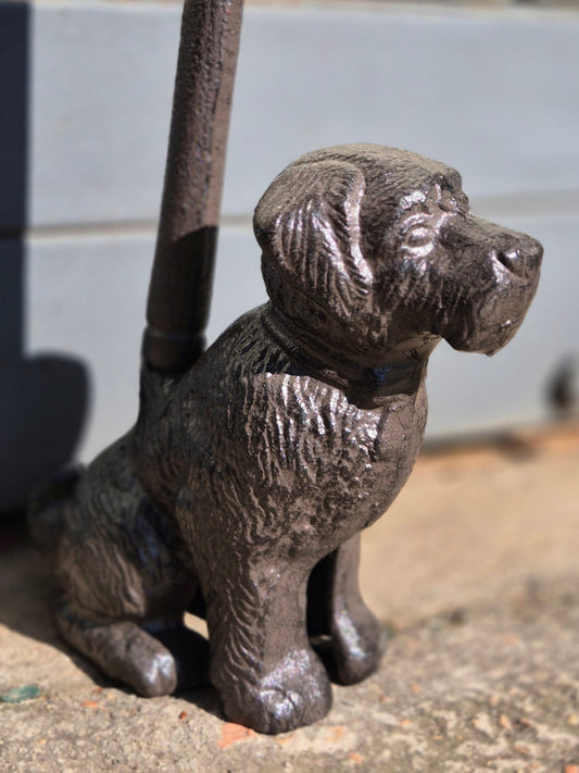 Sujeta puerta Perro de hierro