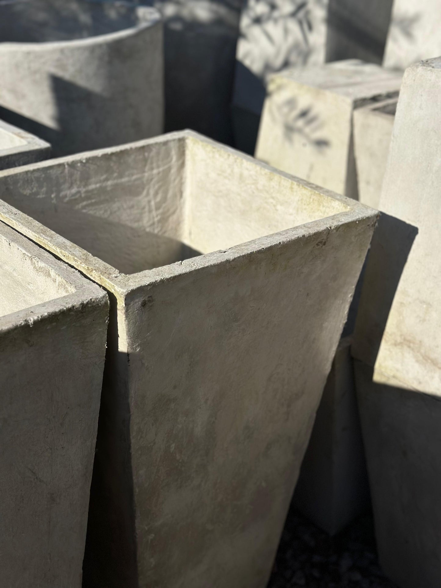 Maceta de fibrocemento cubo cónico