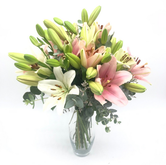 Arreglo de flores Lilium pleno