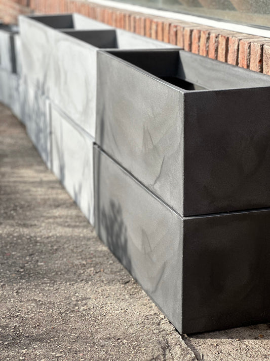 Jardinera rotomoldeada lisa